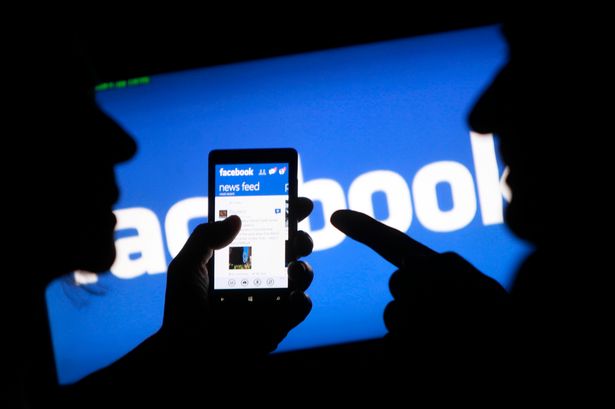 Facebook wants your naked photos